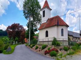 Villa in Bý ovec near Harusak Ski Resort，位于Ujčov的酒店