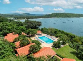 Highland Sarovar Portico Sindhudurg，位于Bhogwe的酒店