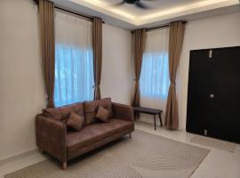 Alyssa Homestay Arau，位于加央的酒店