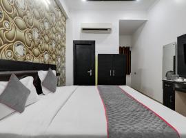 Townhouse Hotel Vaishnavi Inn，位于Hasanganj的酒店