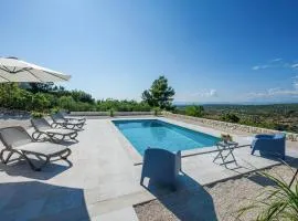 1 Bedroom Lovely Home In Bobovisca