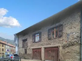 2 Bedroom Awesome Home In Les Cabannes