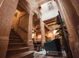 Luxury 4 Bedroom Palazzino in Valletta - Beautiful Rooftop lounge