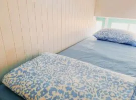 Old Town Rambuttri Hostel