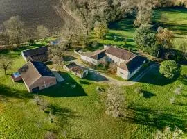 Gîtes Charme et Cosy avec piscine - Le Clos Boissière