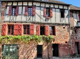 Grande Maison pour 8 personnes - Bourg de Meyssac