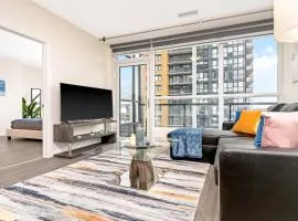 Private Patio - City Views - Garment St Condos