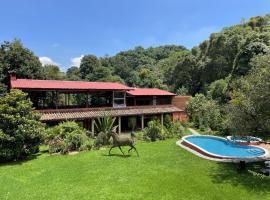 Hotel Boutique Finca La Niebla，位于科阿特佩克的Spa酒店