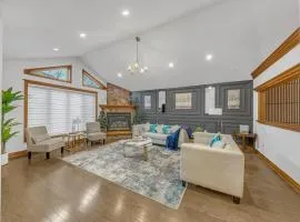 Spacious 3BR Near Ambassador & Gordie Howe Bridges