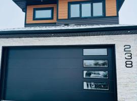 Cozy Haven，位于萨斯卡通的带停车场的酒店