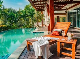 Farinda Resort & Pool Villa，位于Ban Huai Muang的酒店