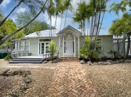 Toon Hall Tropical Village