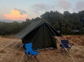 Mahabaleshwar Tent camping，位于马哈巴莱斯赫瓦尔的酒店