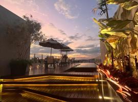 Minas Platinum Hotel & Convention，位于拉法耶蒂顾问城的酒店