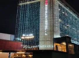 Hotel Pinnacle