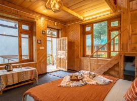 Enchanting Cottage With Valley View By Bastiat Stays，位于马恩迪的酒店