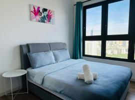 4BR M Vertica near Sunway Velocity Cheras IKEA MRT TRX KLCC Pavilion，位于吉隆坡的宠物友好酒店