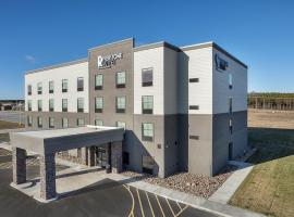 Riverstone Suites by Cobblestone Hotels - Chippewa Falls，位于奇珀瓦福尔斯的酒店