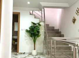 Luxurious Triplex Carthage，位于迦太基的酒店
