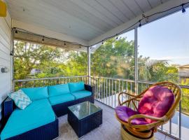 Anglers Oasis with Boat Dock in Big Pine Key!，位于大松礁岛的酒店
