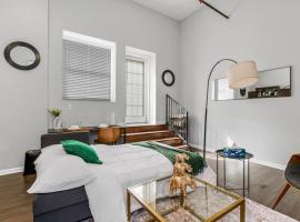 Comfy 1BR-Parking, Rooftop, Near Arrowhd & TMobile