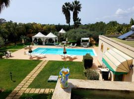 Villa Sogno Charme E Relax，位于马里内拉的酒店