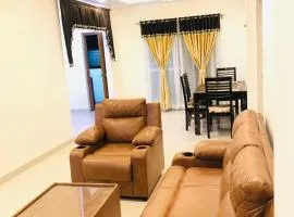 Bright, airy & Luxury Living 3BHK AC by GRV Group