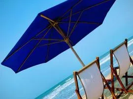 Casa en Playas, con salida al MAR, Vía Data Posorja, Villamil Playas