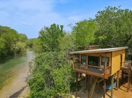 Waterfront Sky Cabin 3