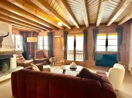 Chalet Bliss spacious six bedrooms and breathtaking views