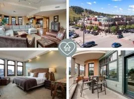 Expansive Luxury Condo - Downtown - Summer AC