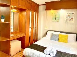 Impact Arena Condo The Classic by GoodRoom24