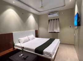 Hotel Sun Lodging，位于Bhiwandi的酒店