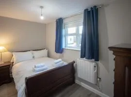 Modern Town Centre Apartment