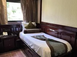 الباخرة ريفر بوت river boat