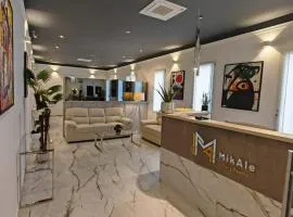 MikAle Luxury Rooms