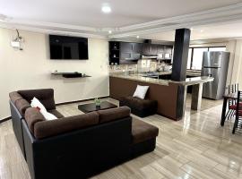 Beautiful and spacious luxury new house，位于昆卡的酒店