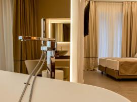 Mamalu - Corso Umberto 35 - Studios and Suites，位于那不勒斯的酒店