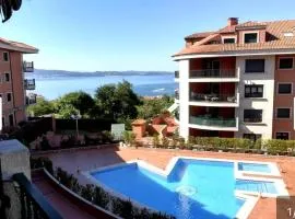 Apto en Urbanizacion Isla de Ons con garaje, piscina y vistas al mar