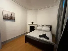 Grove Rooms 2