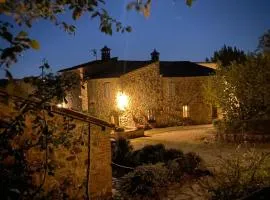 多莫斯依图斯卡酒店