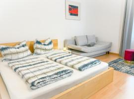 Serenity Apartment - Harmony，位于莱奥本的酒店