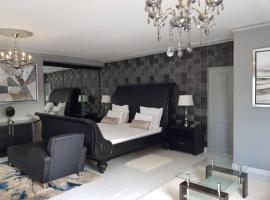 Term Manoir Guest Lodge，位于Broadhurst的酒店