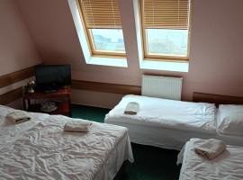 Motel Oseček，位于Oseček的酒店