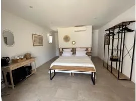 Patios di pruno Suite MELO