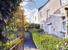 Gîte Ferme de la Chevêche & Jacuzzi Namur，位于Sart-Saint-Laurent的酒店