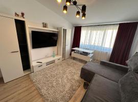 Zlata Comfort Apartment with private parking，位于Ipoteşti的酒店