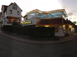 ISA公园咖啡馆酒店加餐厅，位于爱尔福特的酒店