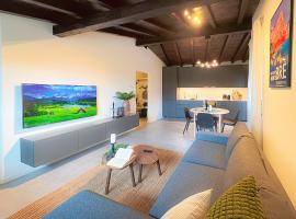 La Rungia - Private Jacuzzi, Free Parking & EV Wallbox，位于Bosco Luganese的乡村别墅