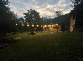 Casa Qinti EcoHostel，位于科斯金的酒店